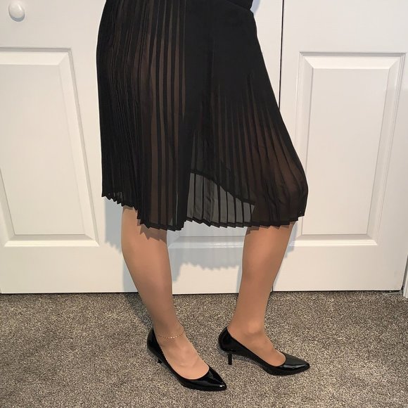 NWT American Apparel Black Chiffon Pleated Skirt S - Picture 2 of 8